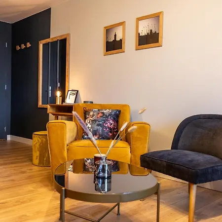 Escapade Place 11 N3- Centre